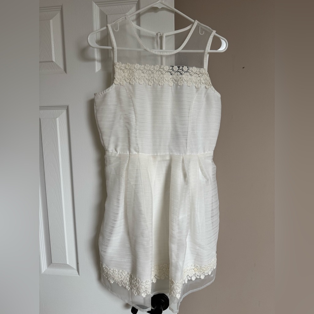 Women’s white Romeo and Juliet Couture dress